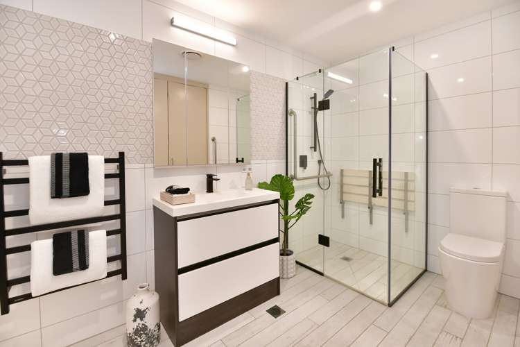 102/252 Centreway Road Orewa_10