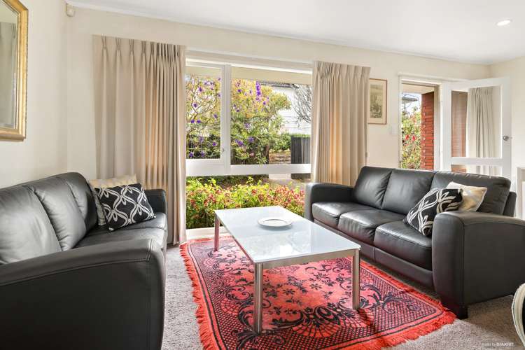 3/32 Turama Road Royal Oak_2