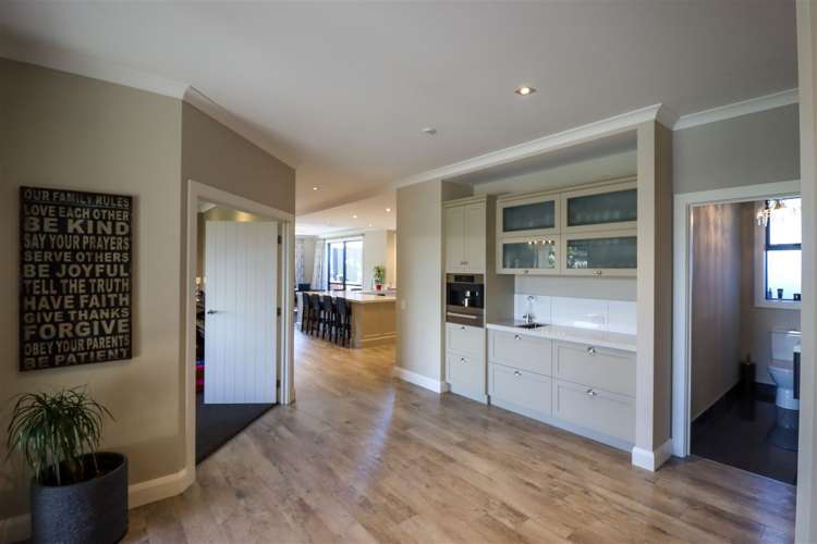 10 Meadowstone Street Gleniti_6