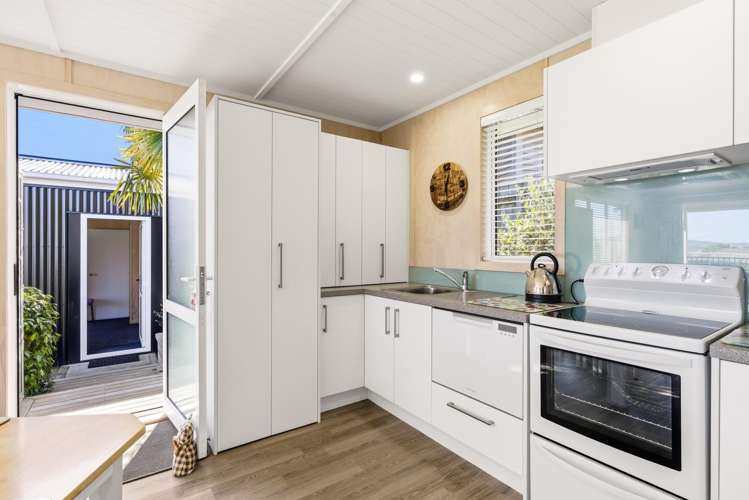 2/19 Awanui Street Hilltop_10