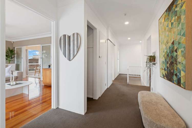 14 Bradbury Road Botany Downs_6