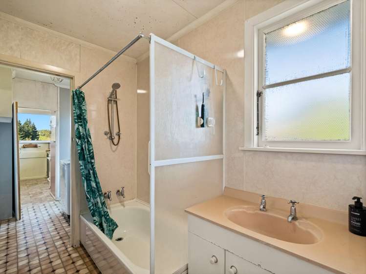 15 Westland Street Green Island_19