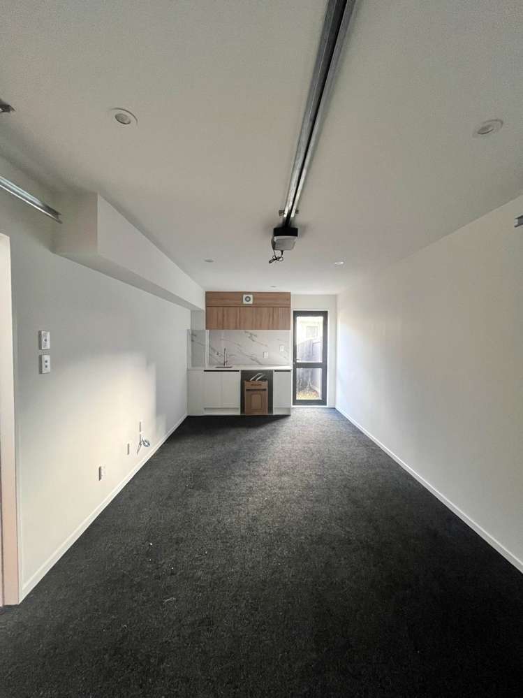 1/6 Woodhouse Place West Harbour_11