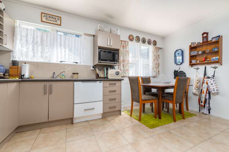 2/2 Ewenson Avenue One Tree Hill_5