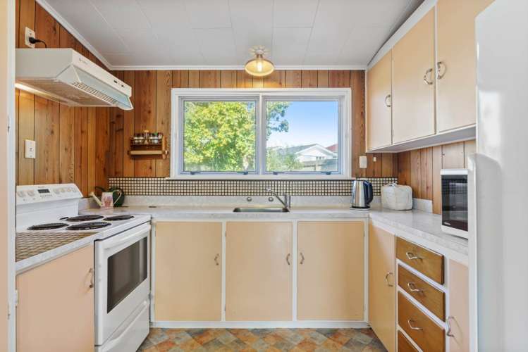 53 Rosamund Avenue New Windsor_17