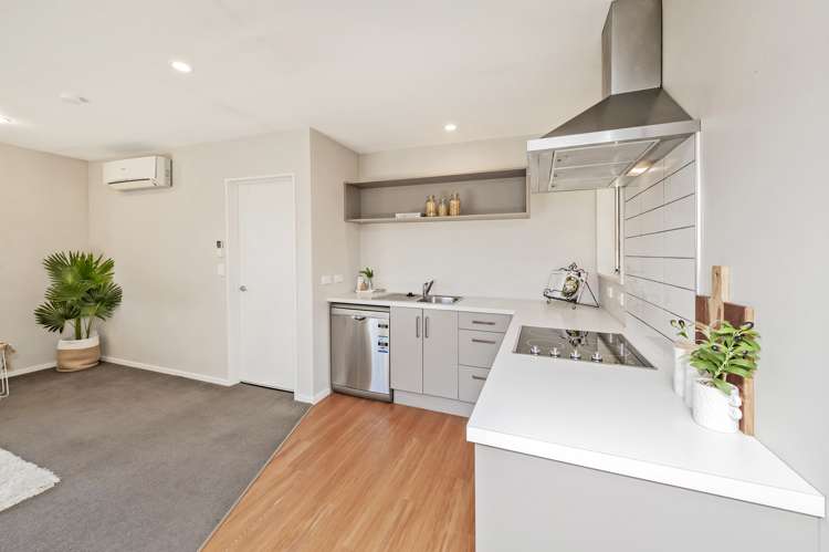 54 Thackeray Place Waltham_8