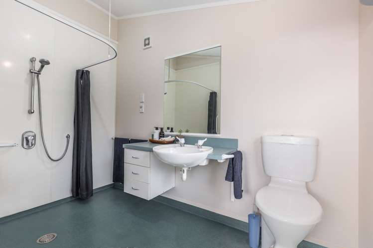 10 Wright Grove Levin_15