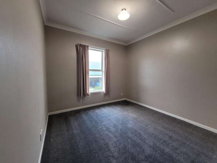 a/362 Dee Street Avenal_8