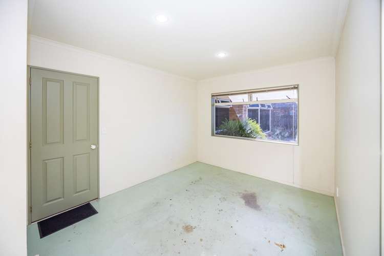 15 Roderick Place Rototuna_33