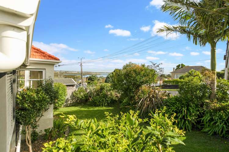 30 Fairlands Avenue Waterview_12