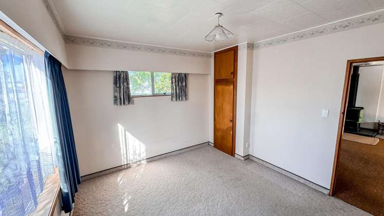 193 Sewell Street Hokitika_3
