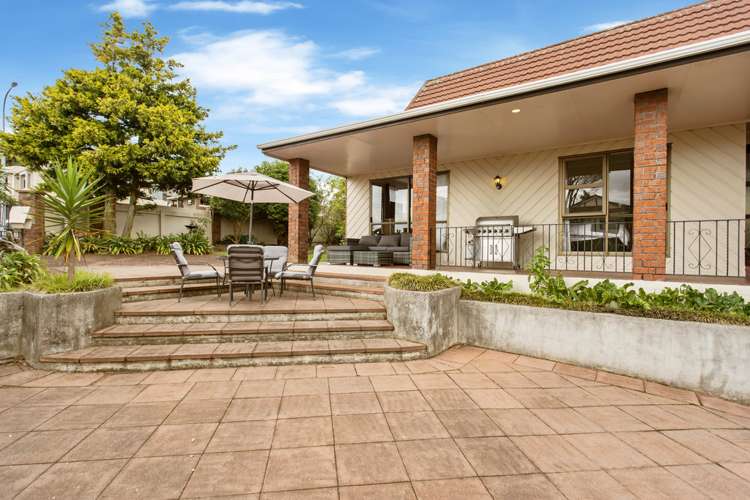 2 Spruce Place Totara Heights_2