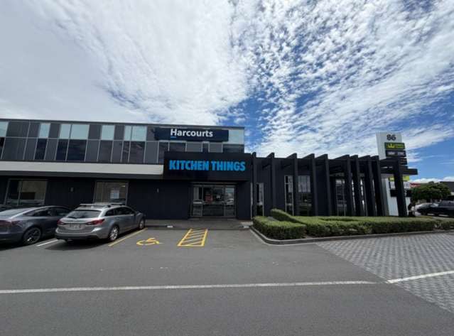 Premium Lunn Ave Showroom/Retail