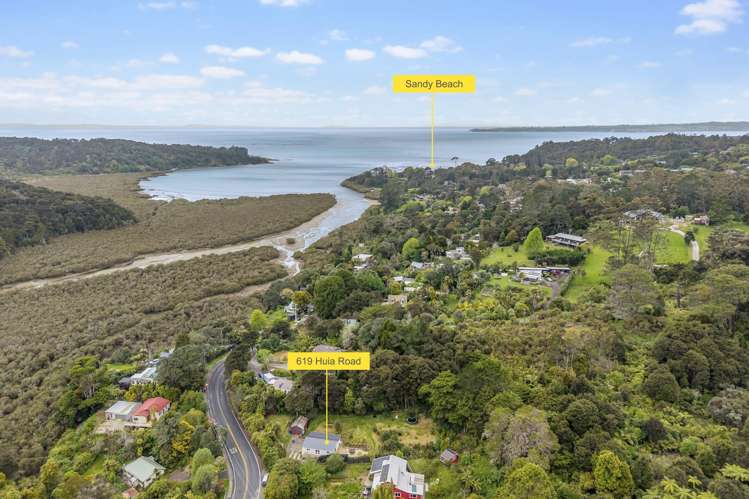 619 Huia Road Parau_23