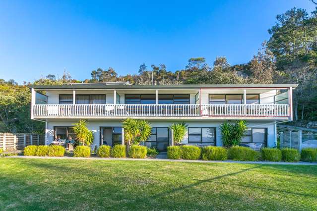 5/11C Christine Terrace Hahei_1