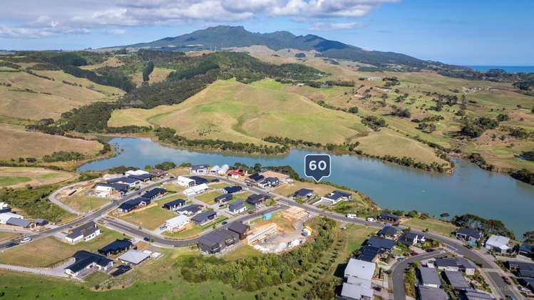 60 Omahina Street Raglan_10