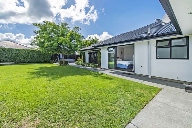 1 Leonie Lane West Melton_18