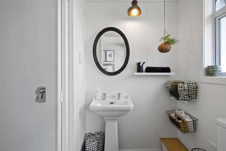 4 Dartmoor Avenue Westown_12