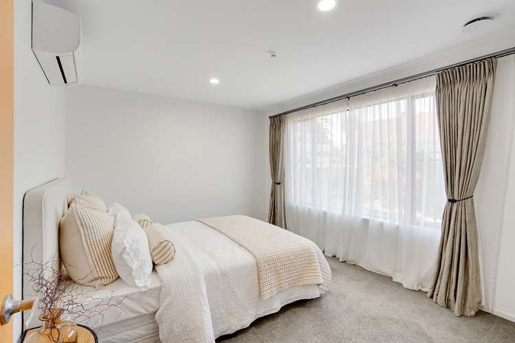 2/5a Opoia Road Hamilton East_8