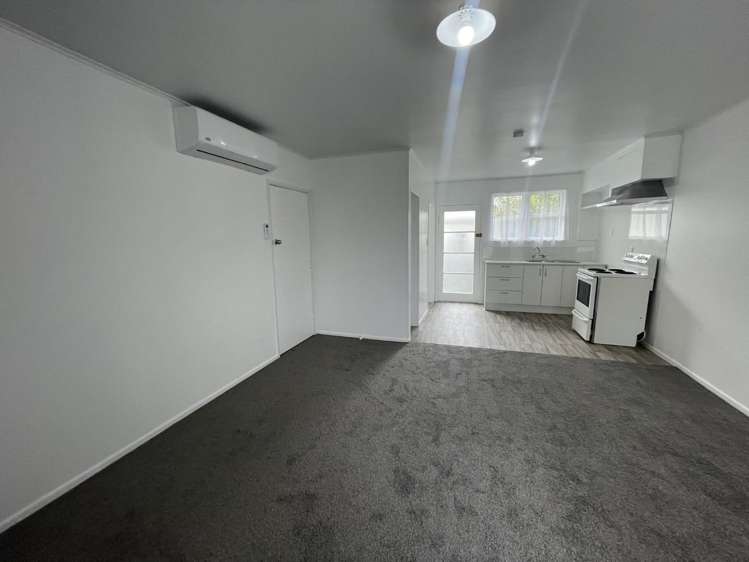 5/22 Beatrix Street 10016_2