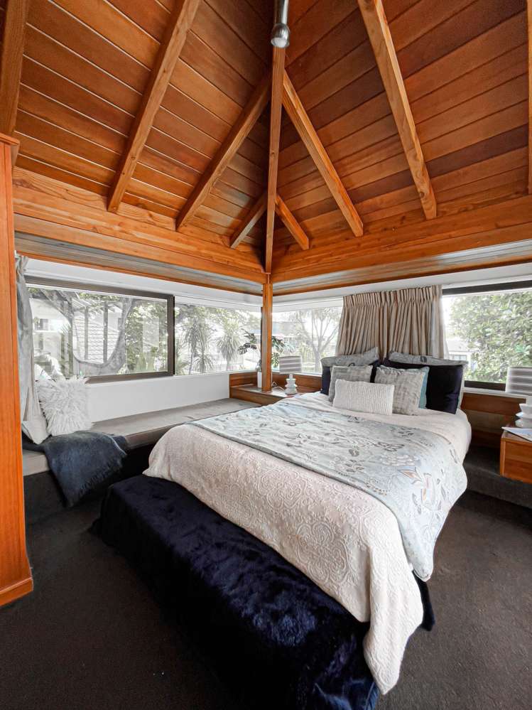 34 Seacliffe Road Hillsborough_16