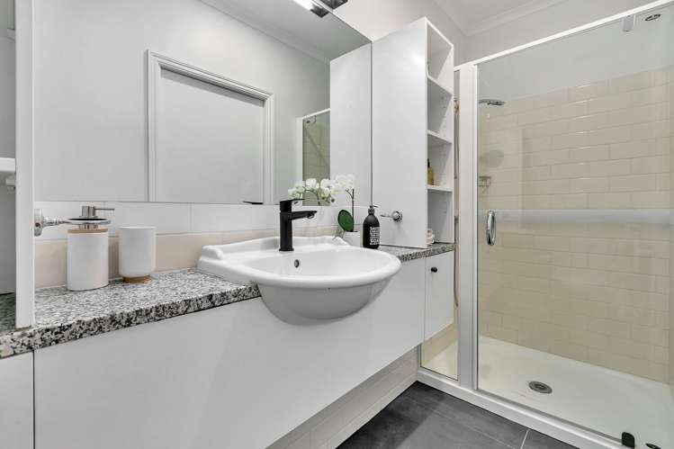 16/137 Quay Street Auckland Central_15