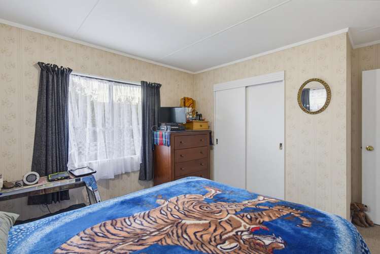 13 Douglas Street Levin_16