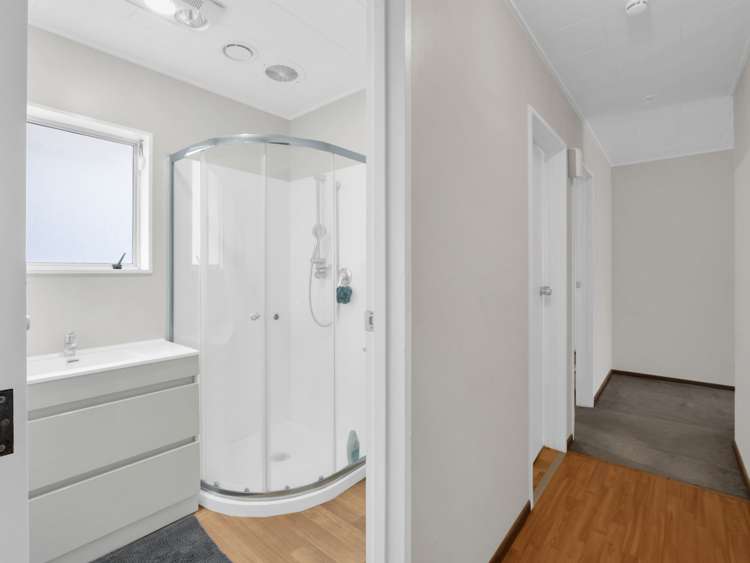 32 Stafford Street Springvale_11