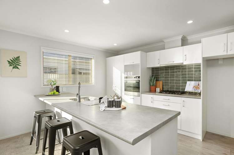 21 Latimer Way Petone_7