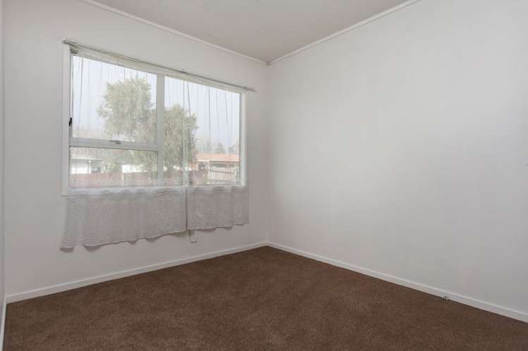 61 Te Irirangi Drive Clover Park_14