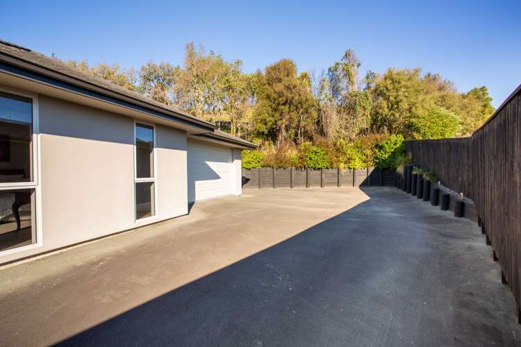 3 Romney Close Richmond_25