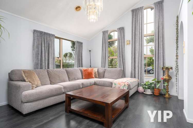 33 Peppertree Lane Woodridge_2