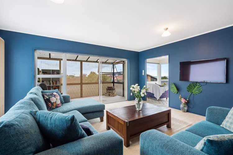 2/20 Holdaway Avenue Northcote_5