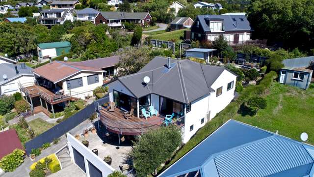 13 Penlington Place Akaroa_1