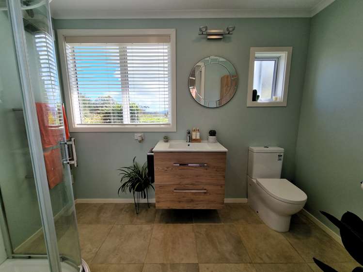 152 Orepuki Riverton Highway Riverton & Surrounds_15