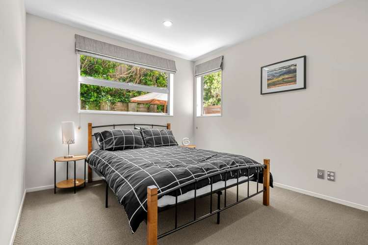 7/8 Wilk Lane Browns Bay_19