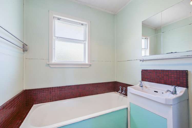 1764 Cust Road Cust_17