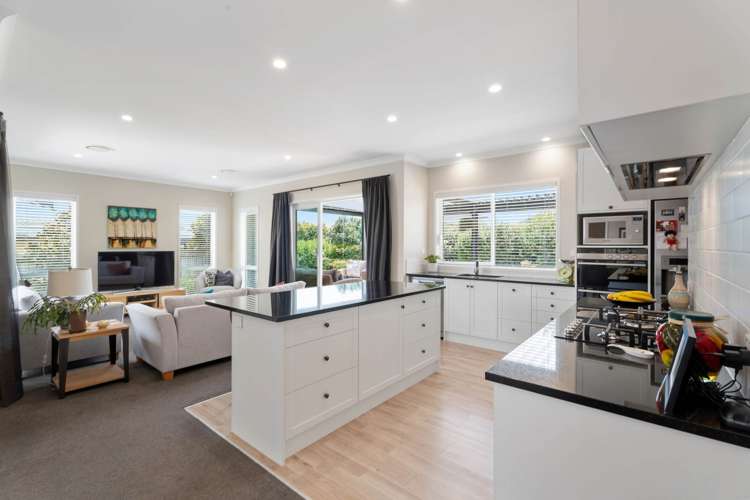 64 Eighth View Avenue Beachlands_10