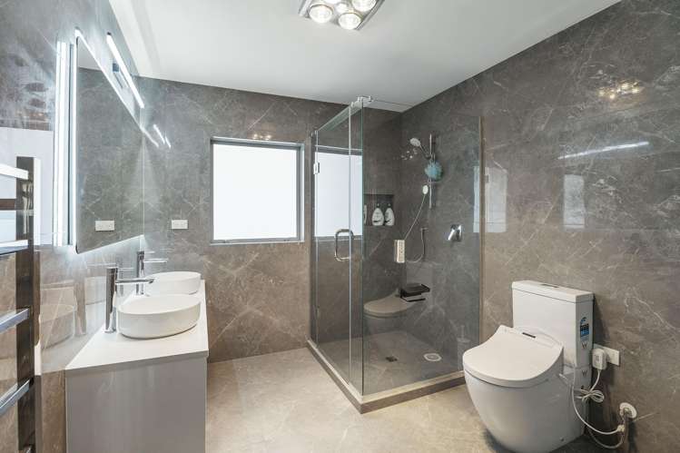 30 Lowburn Place Clover Park_15