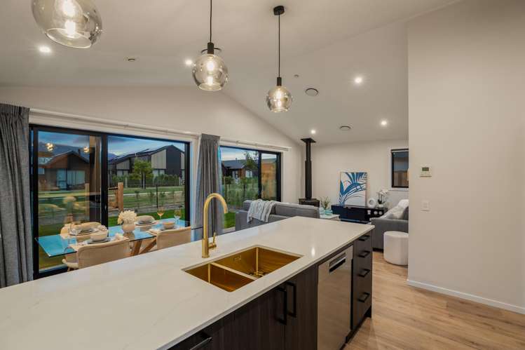 65 Vintage Street Cromwell_7