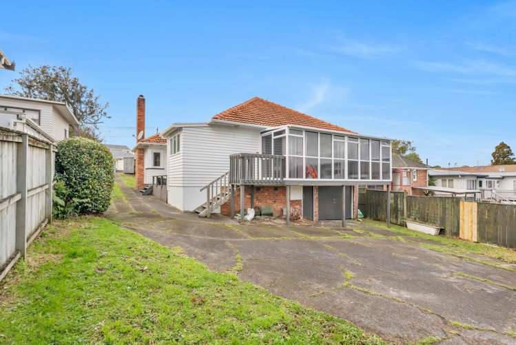 5 Rogan Street Mt Roskill_10