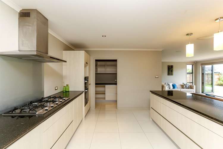 9 Saint Andrews Parkway Waiwhakaiho_7