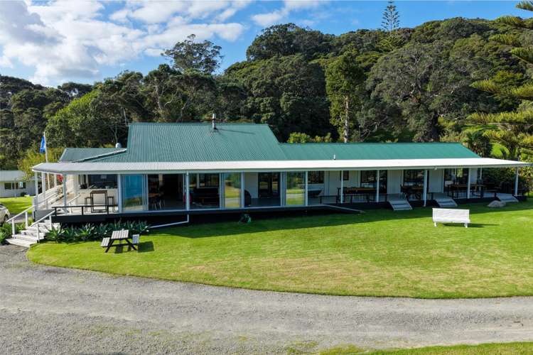 735 Whangaparapara Road Great Barrier Island_10