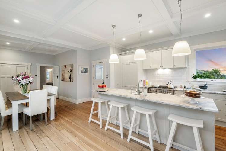 41 Lake Road Devonport_18