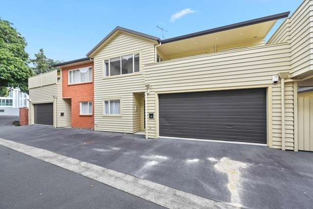 2I Riro Street Hamilton East_1