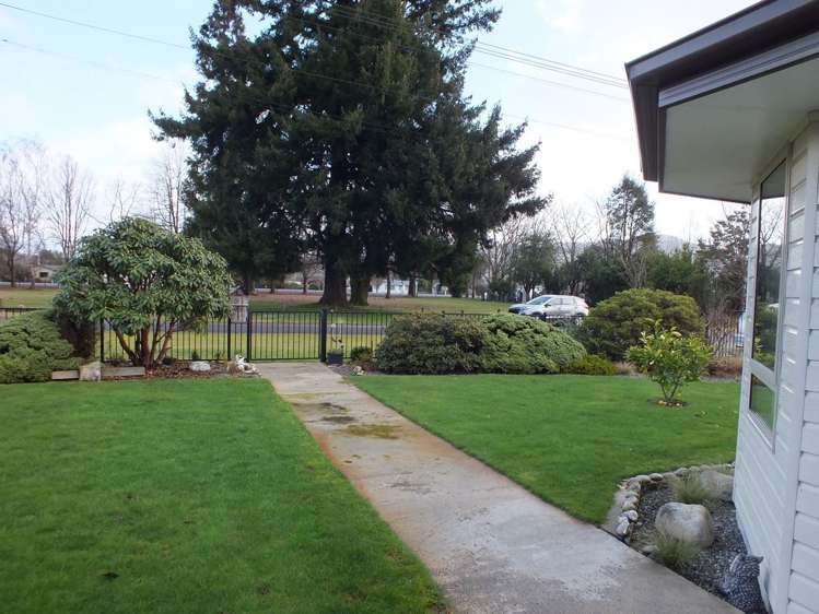 15 Main Street Reefton_26