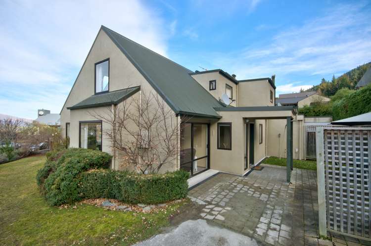 5 Goldleaf Hill Queenstown_11