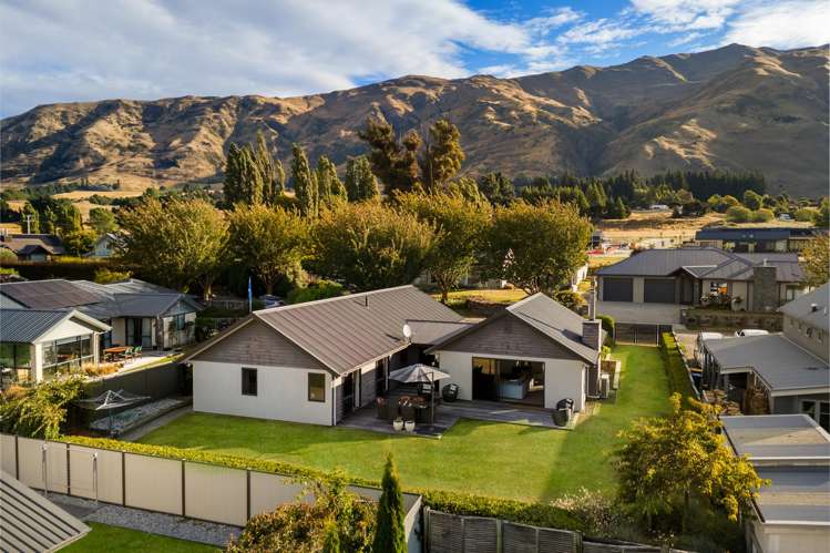 11 McFarlane Terrace Wanaka_12