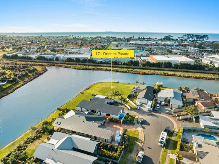 171 Oriental Parade_0
