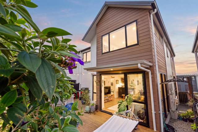 Spacious, Stylish & Close to Everything